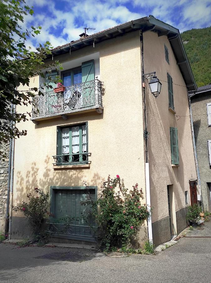 La Maison Des Vacances Auzat Luaran gambar
