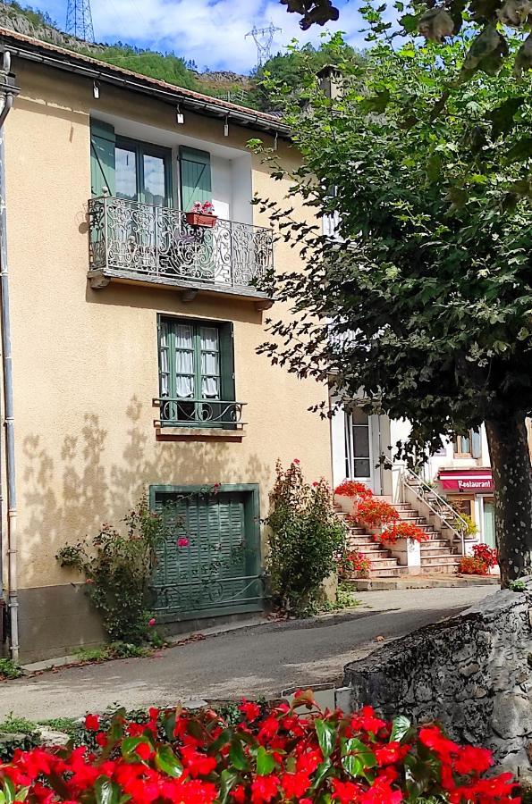 La Maison Des Vacances Auzat Luaran gambar
